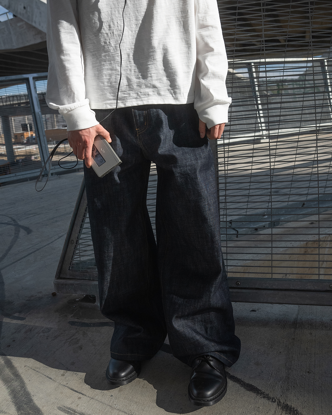 RAW INDIGO JAPANESE SELVEDGE JEANS