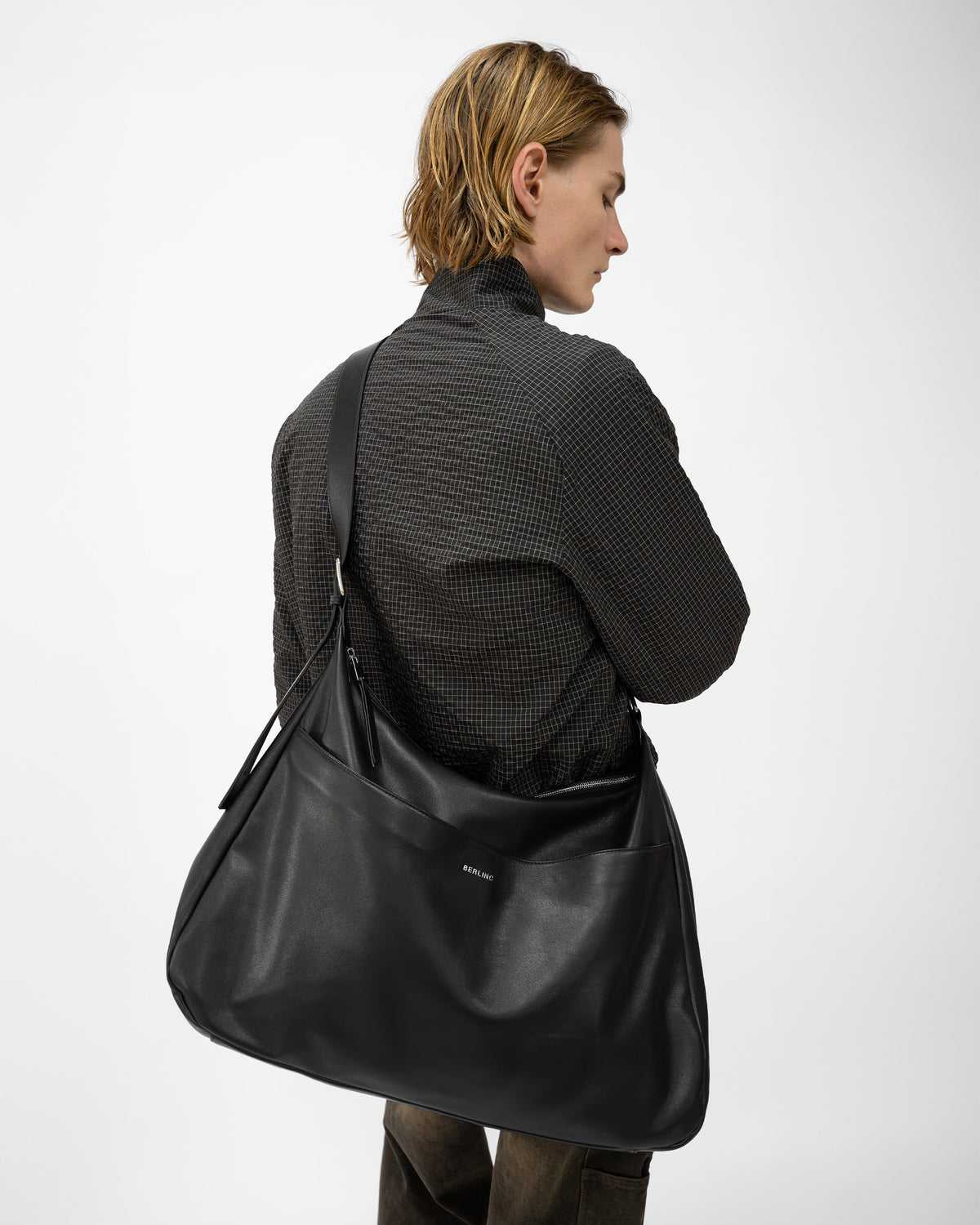BERLIN LEATHER CROSSBODY BAG