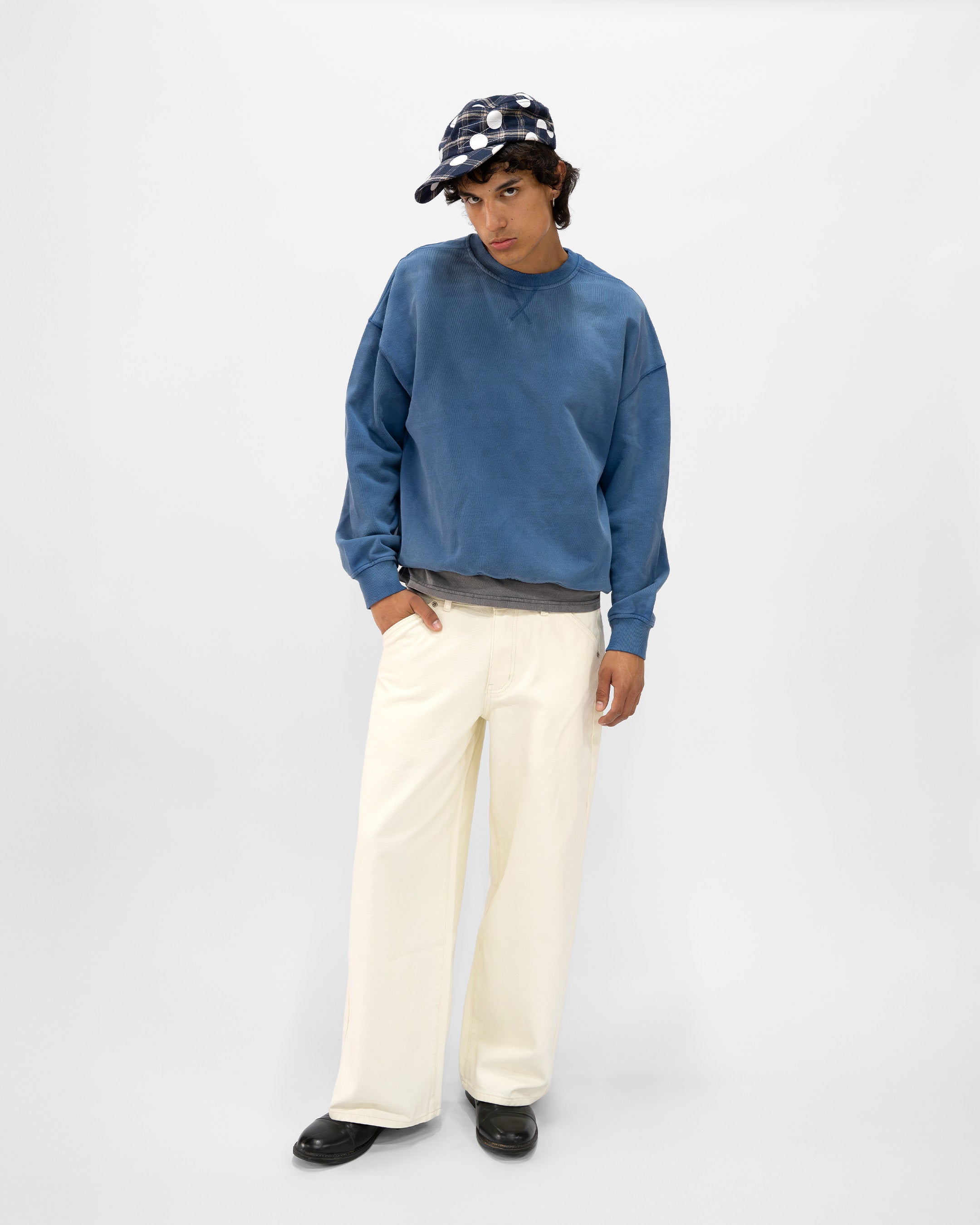 BLUE SUNFADED CREWNECK