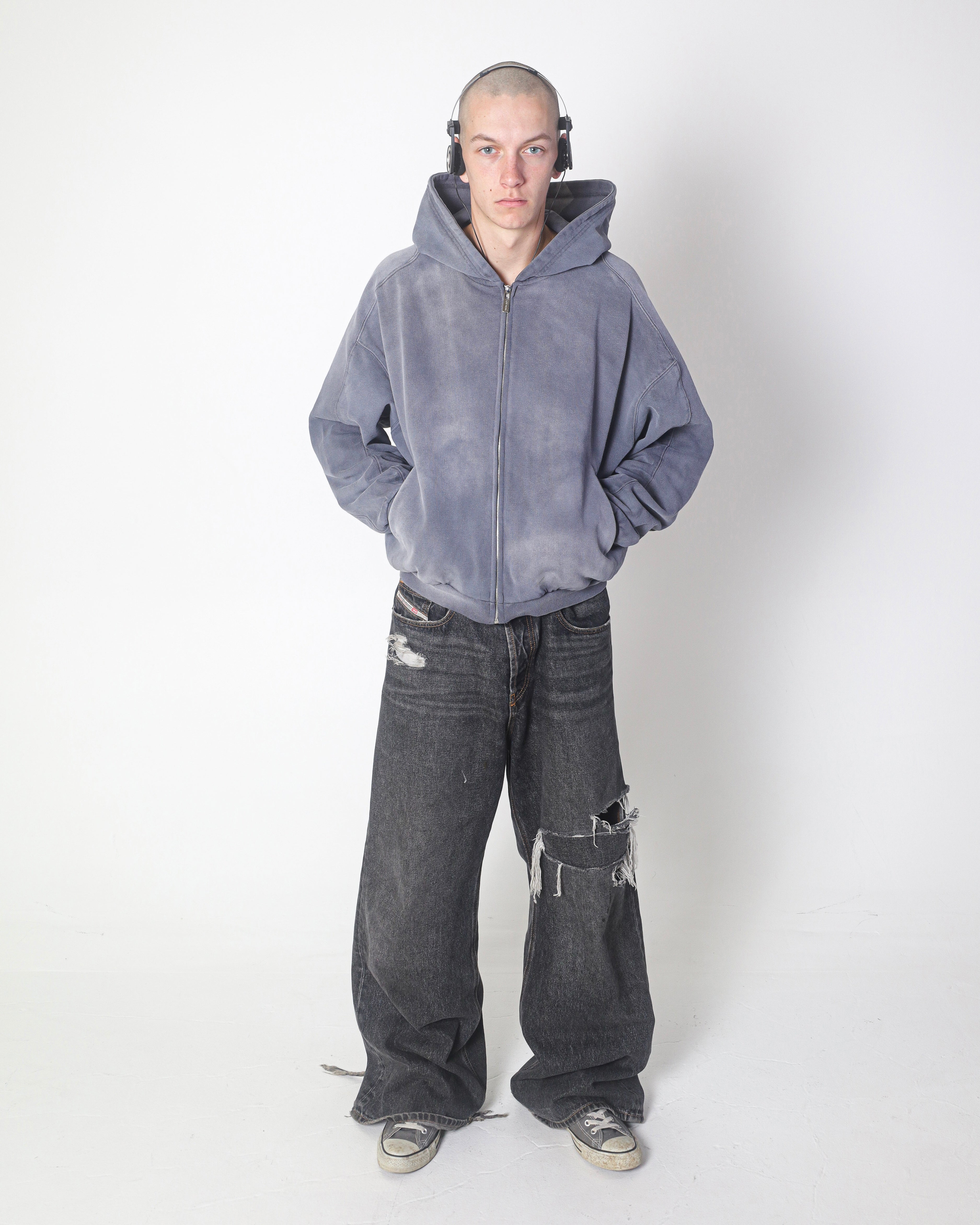 SUNFADED GRAY ZIP UP HOODIE