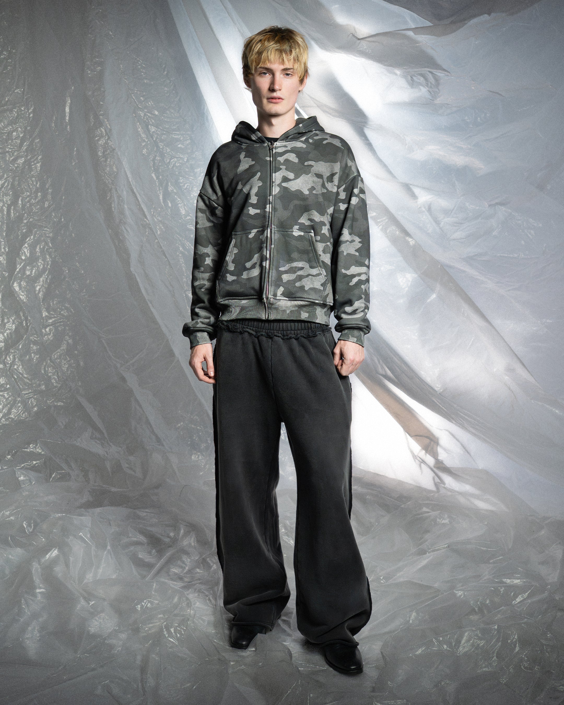 WASHED BAGGY JOGGERS