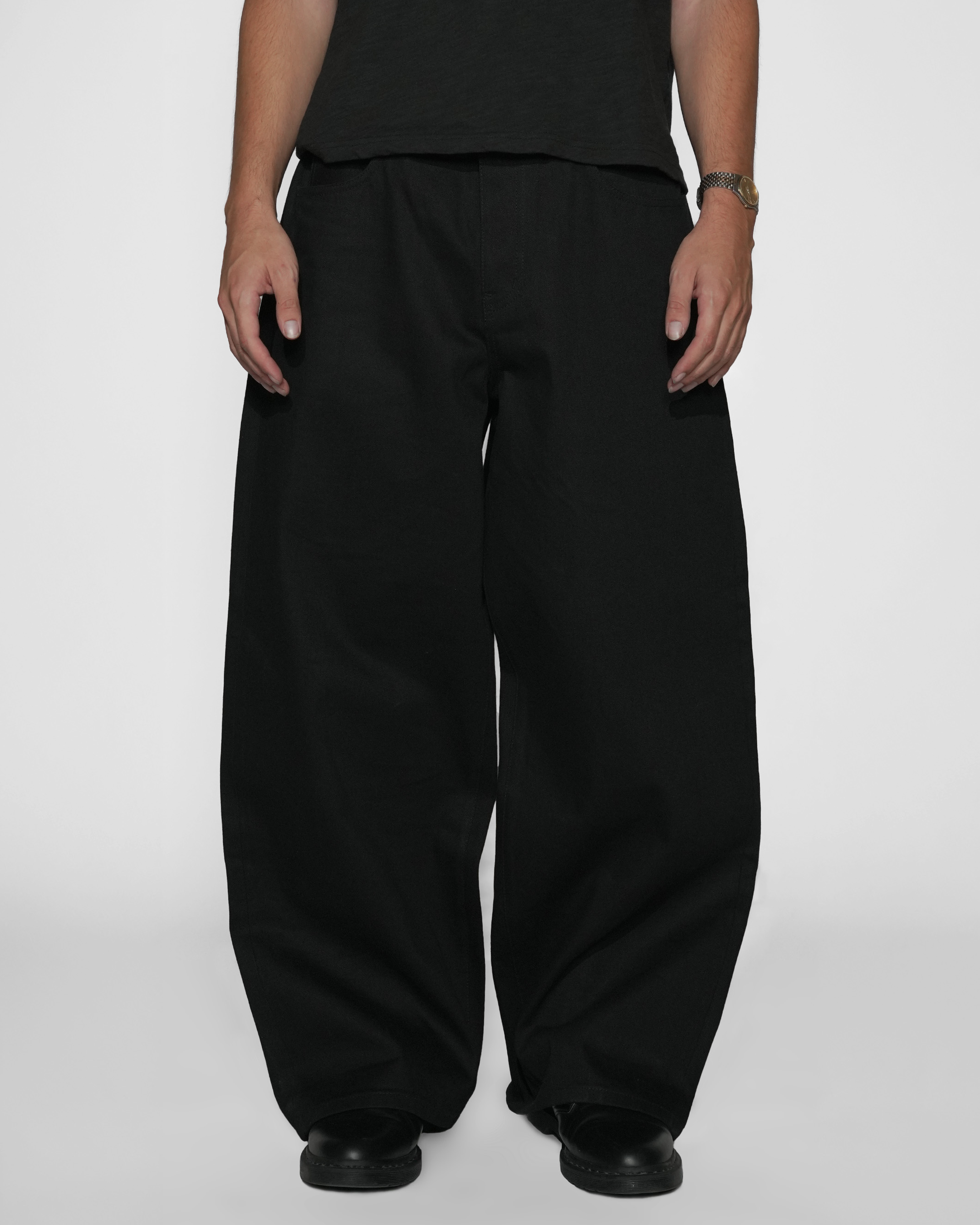 JAPANESE SELVEDGE MATTE BLACK BAGGY JEANS