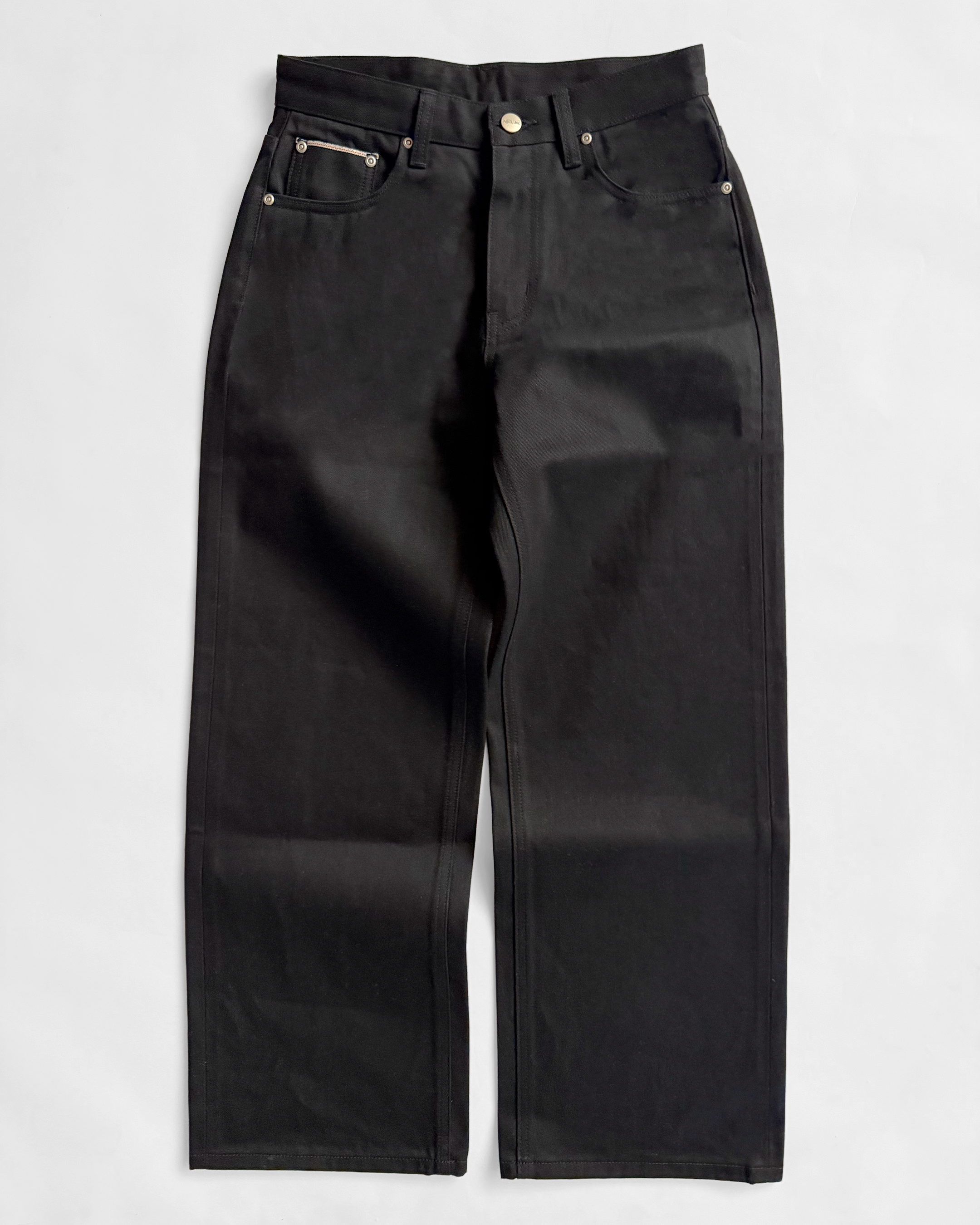 UNIFORM CUT MATTE BLACK JAPANESE SELVEDGE RELAXED FIT JEANS