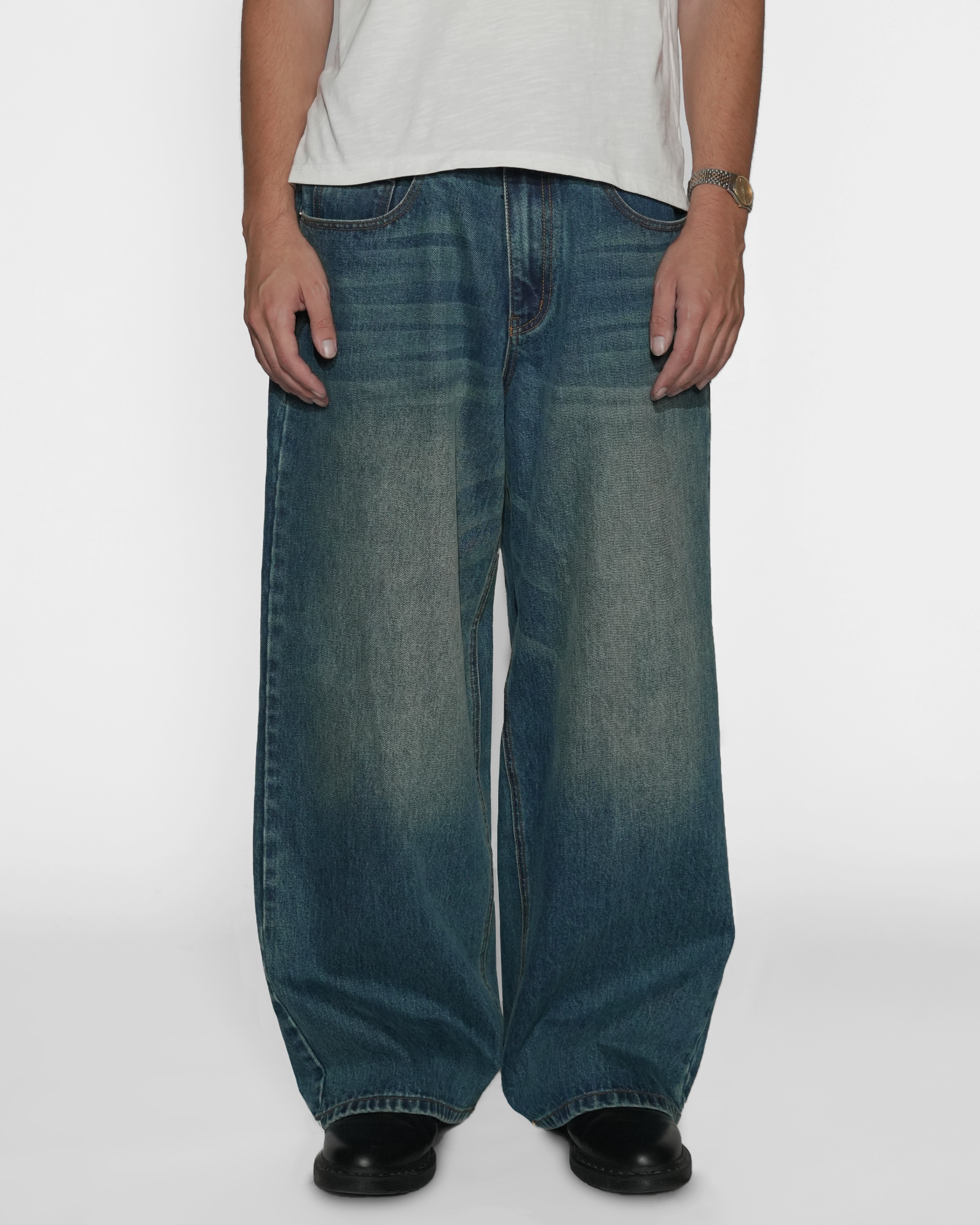 the everydays baggy jeans