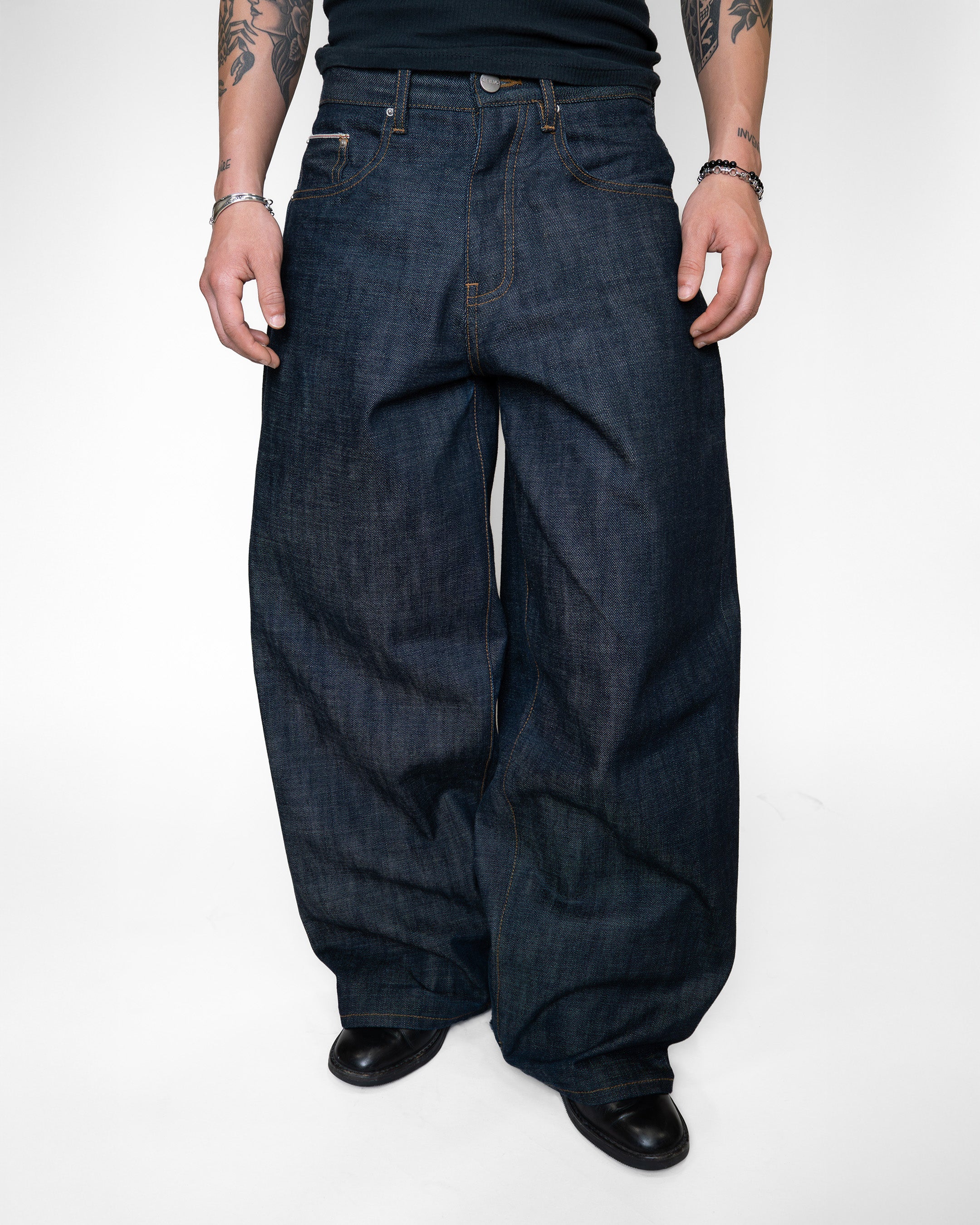 RAW INDIGO JAPANESE SELVEDGE BAGGY JEANS