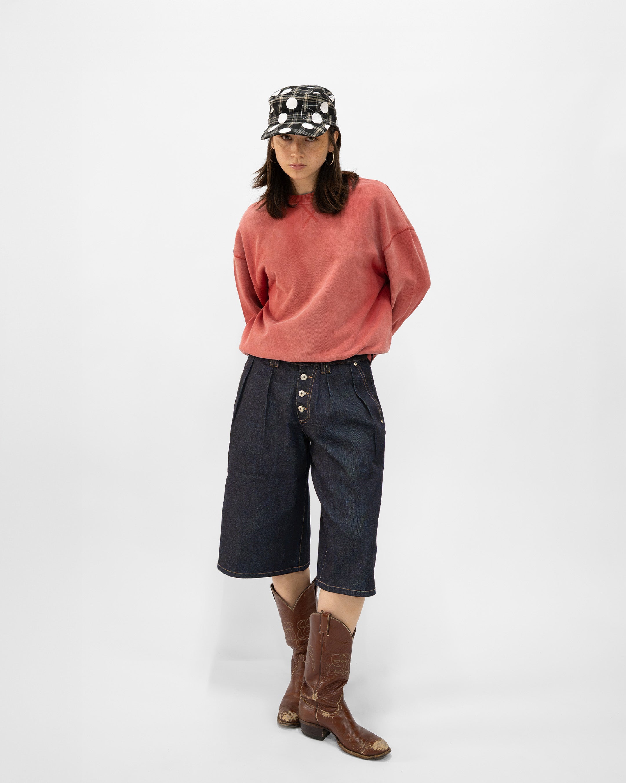 PLEATED RAW INDIGO JORTS