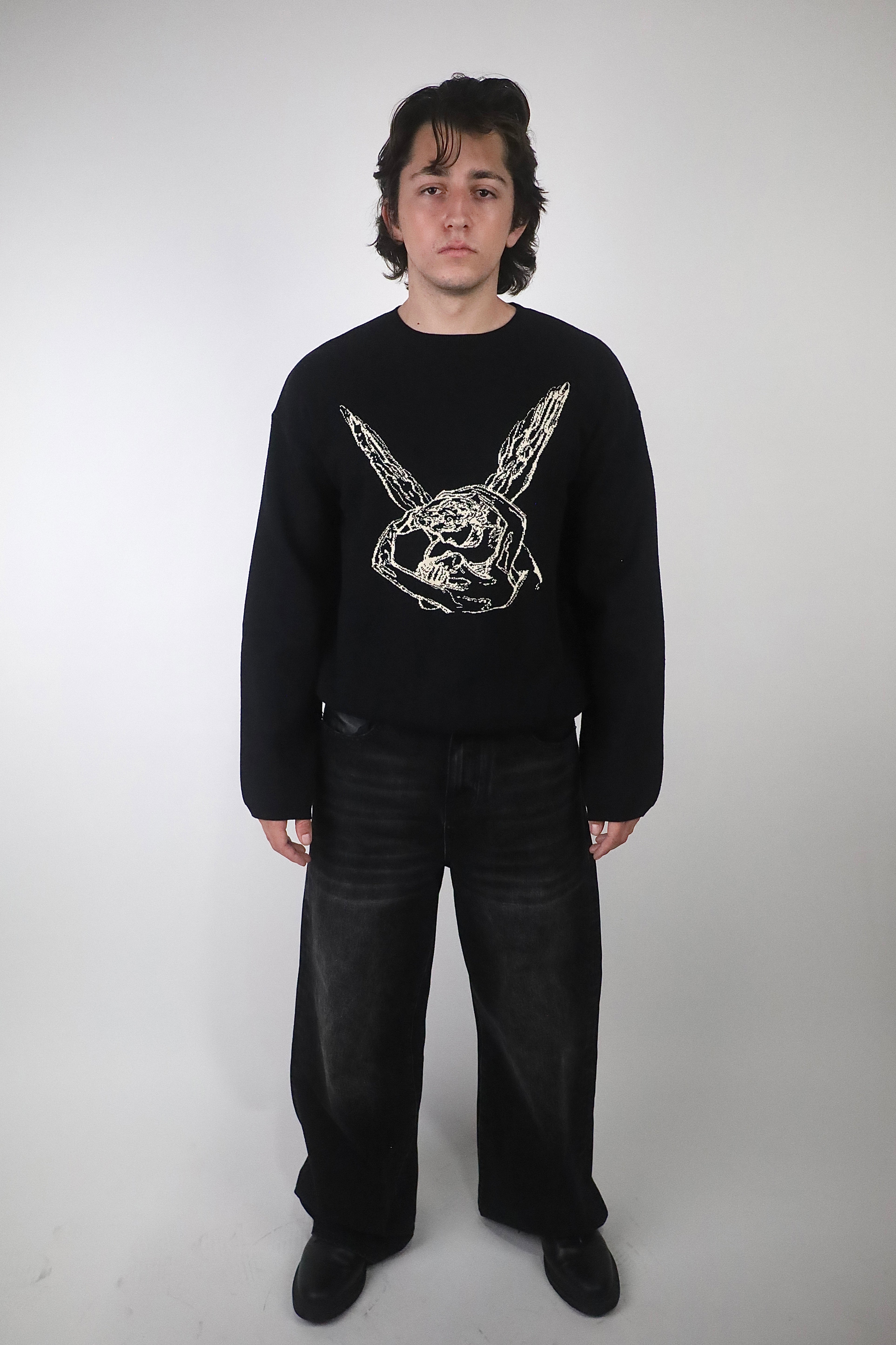 ANGEL SWEATER (BLACK)