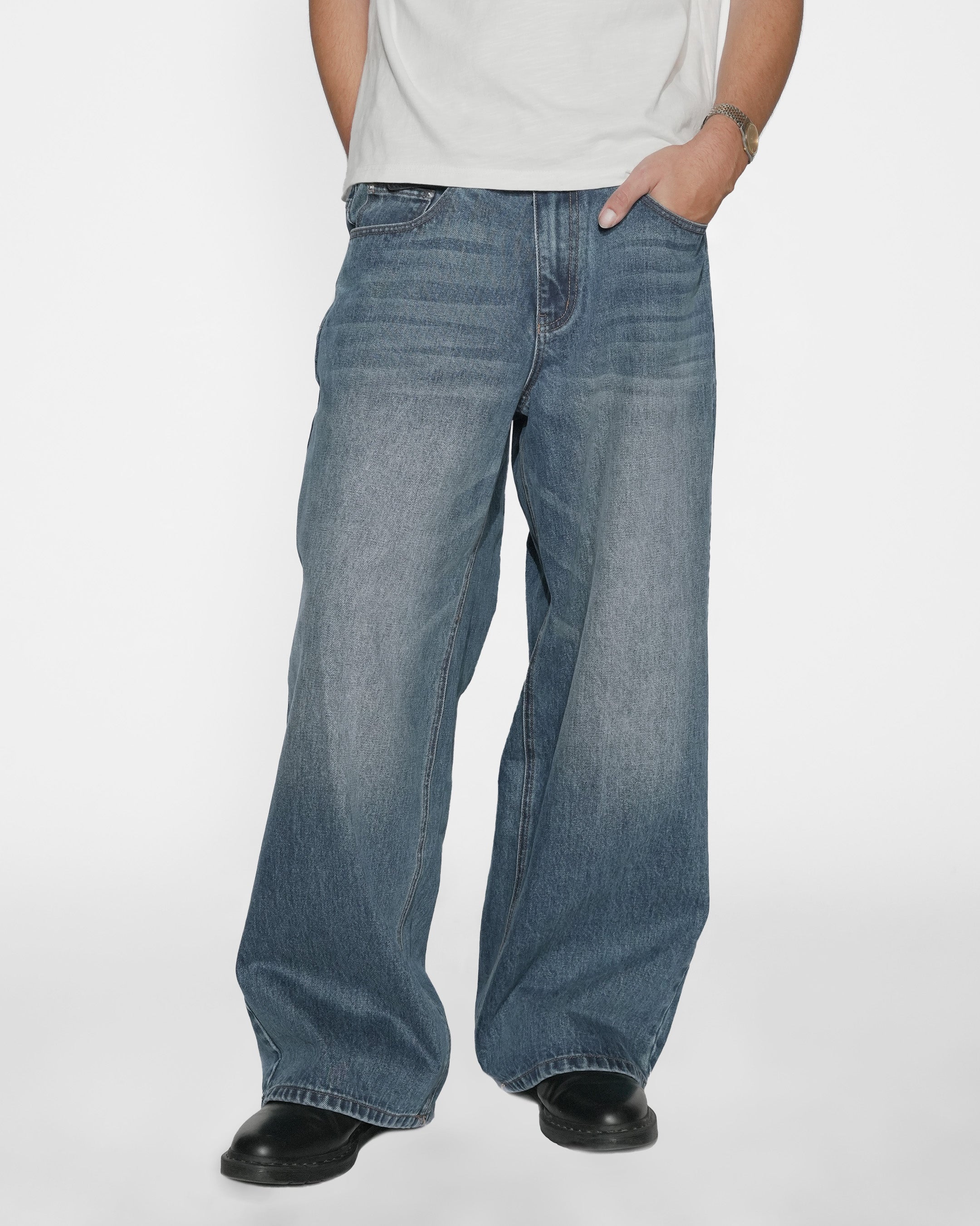 the everydays baggy jeans