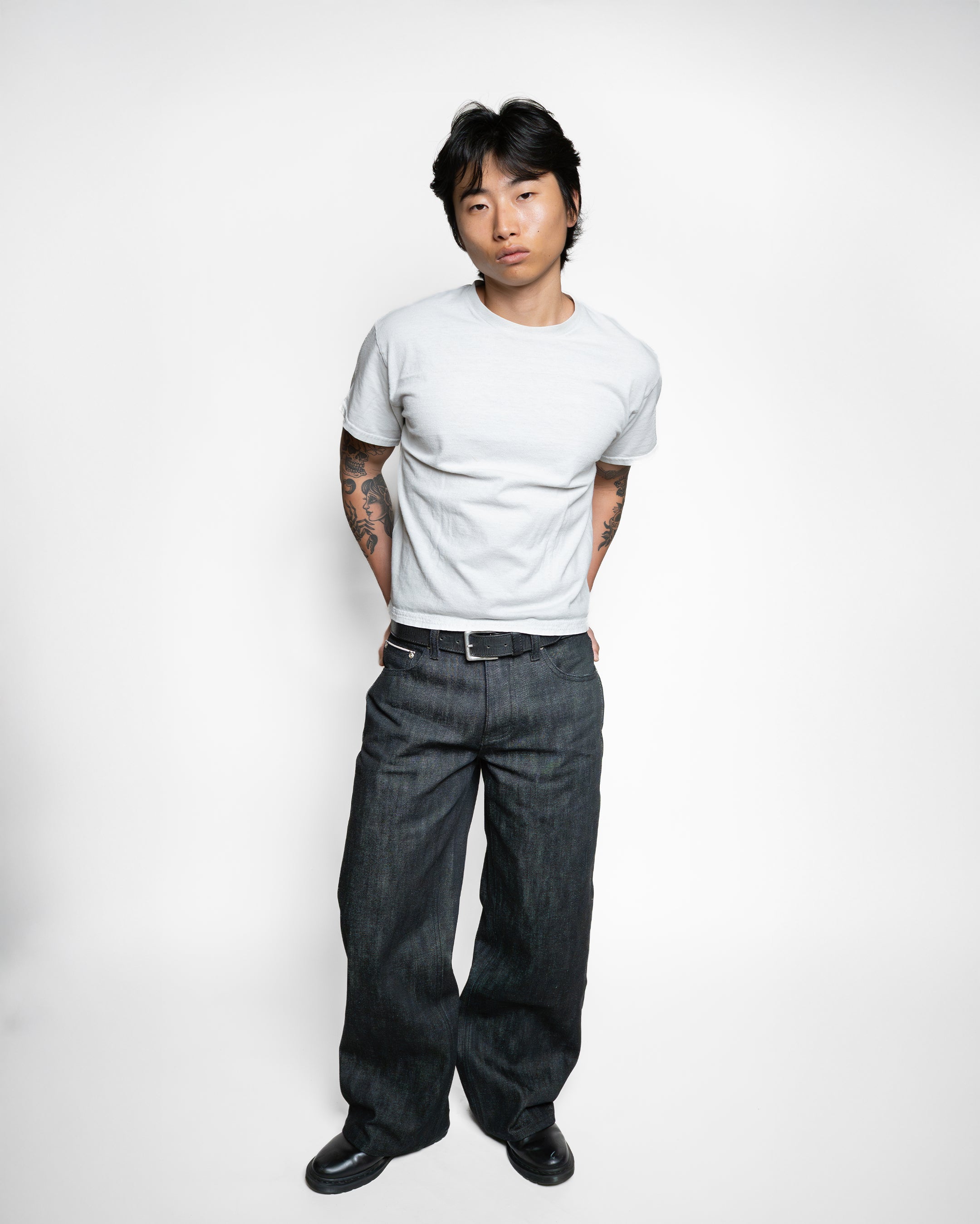 UNIFORM CUT BLACK JAPANESE SELVEDGE RELAXED FIT JEANS